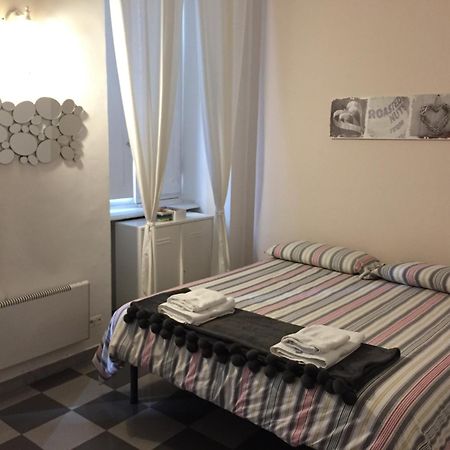 Bed2Go Bed and Breakfast Τορίνο Δωμάτιο φωτογραφία