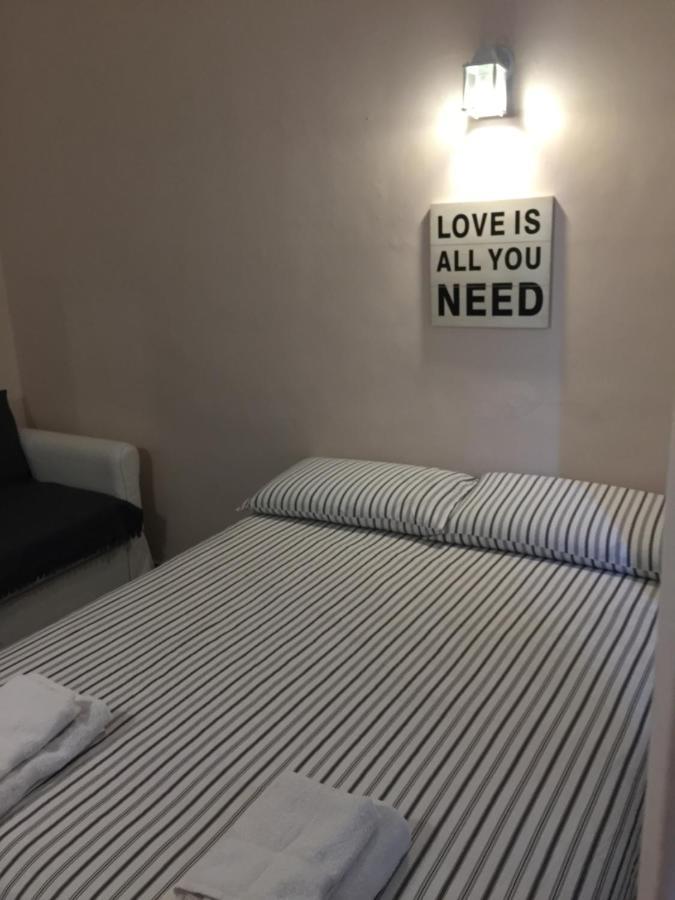 Bed2Go Bed and Breakfast Τορίνο Δωμάτιο φωτογραφία