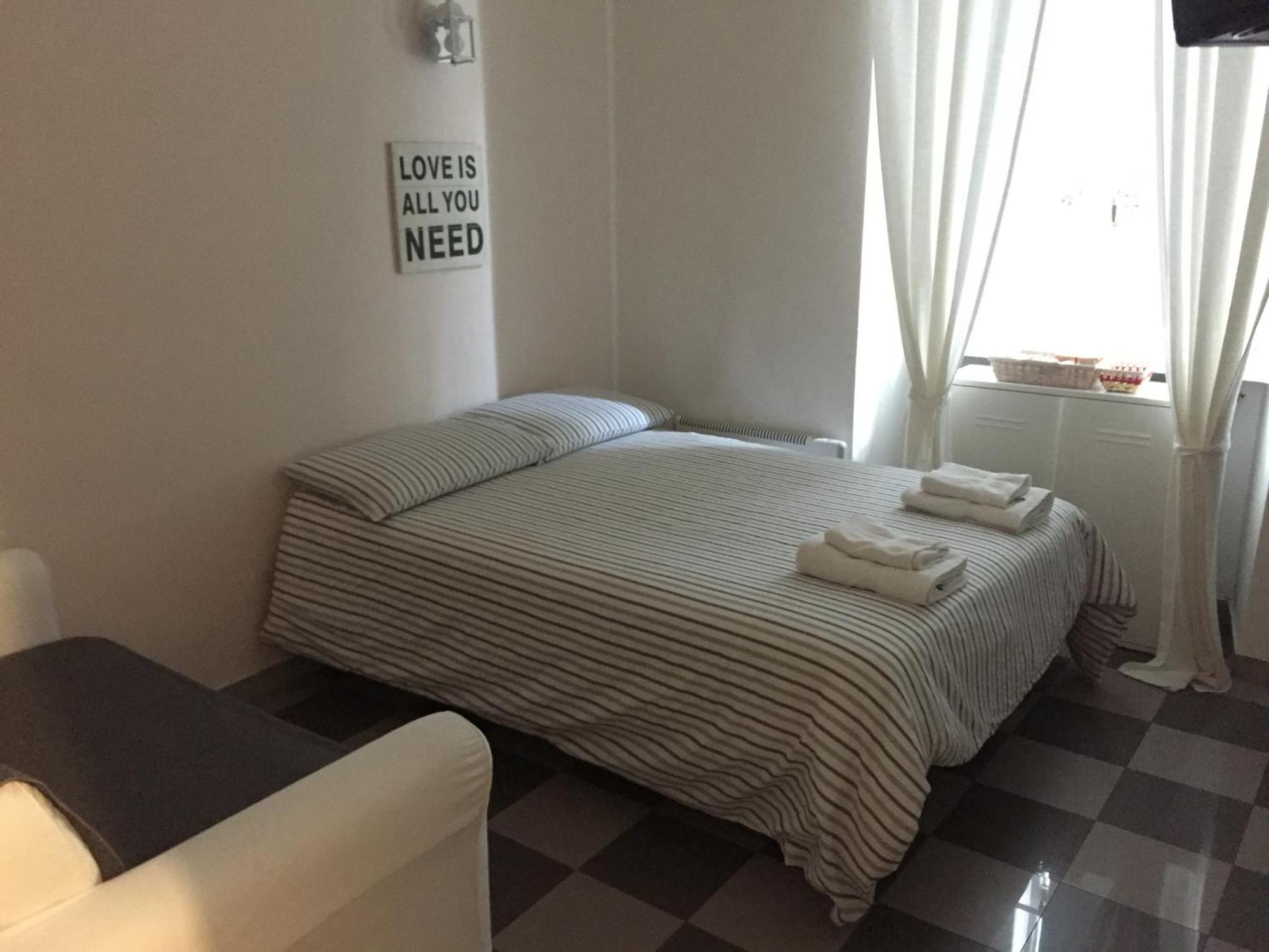 Bed2Go Bed and Breakfast Τορίνο Δωμάτιο φωτογραφία